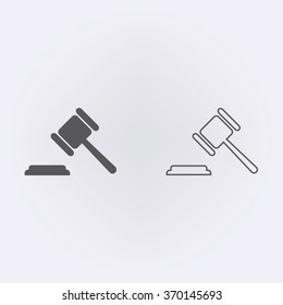 Hammer judge icon . Vector illustration