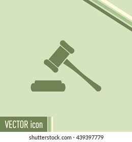 Hammer judge icon vector illustration