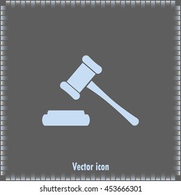 Hammer judge icon vector illustration