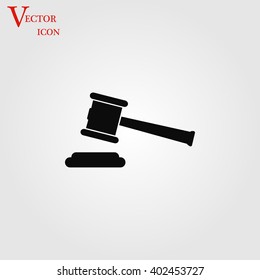 Hammer judge vector icon
