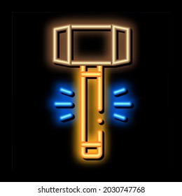 Vector de señal de luz de neón de la herramienta de martillo. Icono brillante símbolo de la herramienta de martillo. ilustración de símbolo transparente