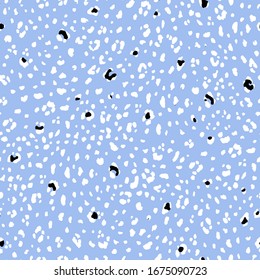 Hand Drawn Abstract Leopard Cheetah Animal Skin Repeating Vector Pattern Isolated Background
