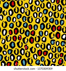 Hand drawn Animal Skin style vector seamless pattern. Abstract background. Great for fabric, textile, wrapping paper. Vector Illustration. 