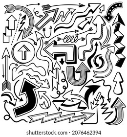 Conjunto de vectores de doodle de flecha dibujada a mano