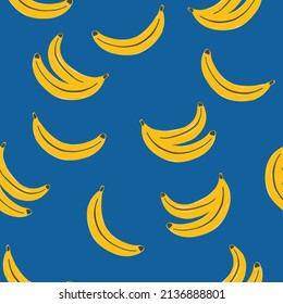 Patrón de Banana dibujado a mano sin fisuras en el fondo azul veraniego.Diseño para moda, tela, textil, papel pintado, cubierta, web , envoltura y todas las impresiones 

