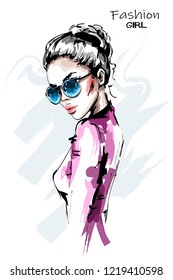 Hand drawn beautiful young woman in sunglasses. Stylish elegant blonde hair girl. Fashion woman portrait. Sketch.