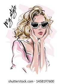 Hand drawn beautiful young woman in sunglasses. Stylish blonde hair girl. Fashion woman look. Sketch. Vector illustration.