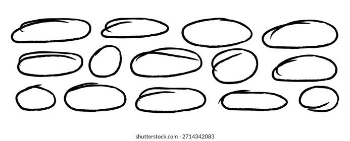Handgezeichnete schwarze ovale und Kreis-Highlight-Rahmen. Doodle Vector Ellipses-Kollektion. Symbol für ovale Rahmen markieren. Vektorgrafik.