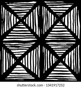 Hand drawn black and white geometric tile. Seamless vector pattern 
