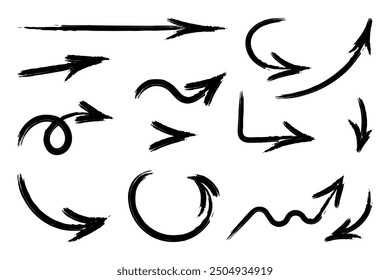 Flechas de pincel dibujadas a mano. Conjunto de diferentes iconos de puntero en estilo doodle. Grunge texturizado y flechas curvas.