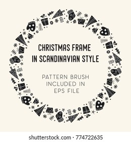 Hand drawn brush with corner tiles in Scandinavian style. Round holiday frame. Seamless design for Christmas frames, borders, dividers, greeting cards. Brush included in eps. Vector illustration.