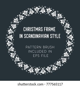 Hand drawn brush with corner tiles in Scandinavian style. Round holiday frame. Seamless design for Christmas frames, borders, dividers, greeting cards. Brush included in eps. Vector illustration.