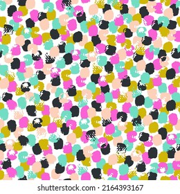 Hand drawn brush strokes seamless pattern. Polka Dot Pattern. Abstract stroke of paint, dots, spots, stain, circle background. Minimal wallpaper design, fabric, textile print. Vector confetti texture