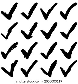 Colección de marcas de verificación dibujadas a mano. Dibujos gráficos de vectores