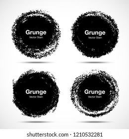 Hand drawn circle brush sketch set. Vector circular grunge doodle round circles for message note mark design element. Brush smear stain texture. Banners, Logos, Icons, Labels and Badges. Vector