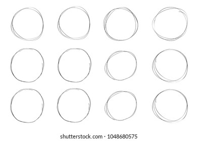 Hand drawn circle line sketch set. set isolated on transparent background.