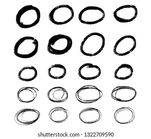 Hand drawn circle line sketch. Vector set circular scribble doodle round circles,  message note mark design element. Pencil, pen, graffiti bubble, ball draft illustration. - Vector 