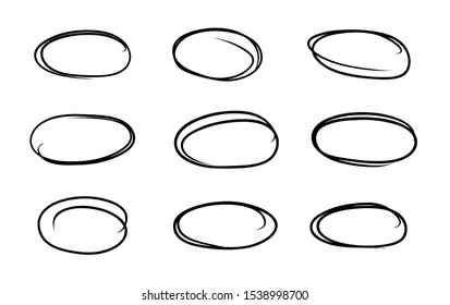 Hand drawn circle line sketch. Vector set circular scribble doodle round circles,  message note mark design element. Pencil, pen, graffiti bubble, ball draft illustration. - Vector 