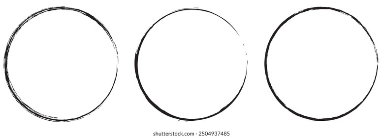 Skizzensatz mit handgezeichneter Kreislinie. Runde, kreisförmige Ritzel-Runden-Kreise für das Gestaltungselement der Notizmarke für Nachrichten. Bleistift oder Stift Graffiti Blase oder Ball Entwurf Illustration.