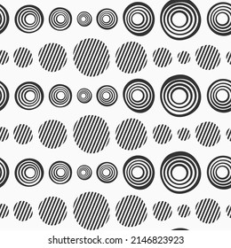 Patrón vectorial sin fisuras de círculos dibujados a mano. Patrón de círculos de rayas repetidas. Ornamento de formas geométricas. Fondo vectorial blanco y negro.