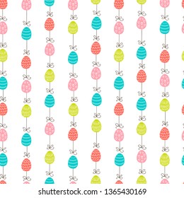 Hand drawn colorful Easter eggs in doodle style. Vector seamless pattern. Perfect design elements for decorations greeting card, holidays pattern, wrapping paper