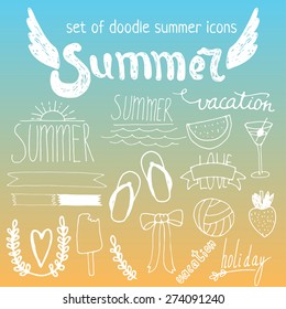 Hand drawn doodle grungy summer doodle icons