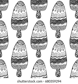 Hand drawn doodle ice cream seamless pattern. Vector illustration.