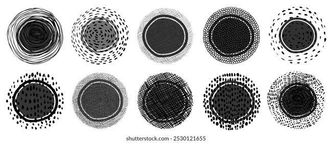 Etiquetas de doodle dibujadas a mano con líneas, puntos y garabatos para el diseño de productos, etiquetas y pegatinas
