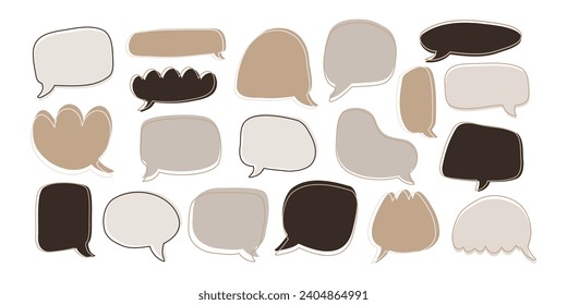Handgezeichnete Sprachblasen im Doodle-Stil setzen. Angebot, Konversation, Dialog. Vektorgrafik.