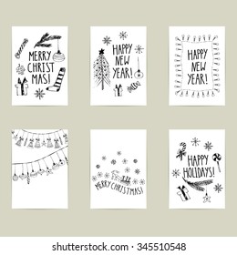 Dibujado a mano doodle Ilustración vectorial. Navidades de línea de arte en blanco y negro. Conjunto de tarjetas de Navidad y Año Nuevo, etiquetas, invitaciones. Árbol de Navidad, adornos, ciervos, calcetines, caramelos, letras.