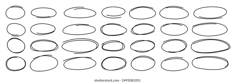 Dibujado a mano garabatos círculos resaltados conjunto. Óvalos de rotulador de pincel. Marcar elipses Horizontales. Marcos de garabato redondos. Ilustraciones vectoriales de notas circulares pintadas a mano alzada