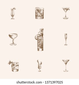 Hand drawn drinks sketches set. Collection of sex on the beach, bloody mary, french 75 and other sketch elements.