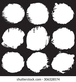 hand drawn grunge circle frame vector illustration