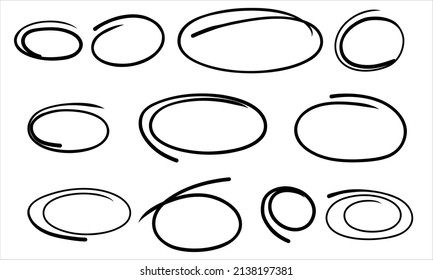 Los ovalos de doodles resaltados a mano. Resaltar el conjunto de marcos de círculo. Plantilla de línea Ovales y elipses. Ilustración vectorial aislada en fondo blanco.