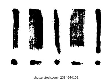 Ilustración del signo de exclamación de tinta dibujada a mano en estilo de esbozo. Elementos para el diseño
