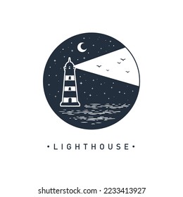 Faro dibujado a mano en ilustración vectorial de textura nocturna. Un círculo con faro, luna creciente, pájaros y letras de "faro".