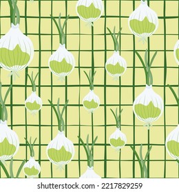 Hand drawn onion bulb seamless pattern. Onion in doodle style endless wallpaper. Vegetarian healthy food backdrop. Design for fabric, textile print, wrapping paper. Vector illustration