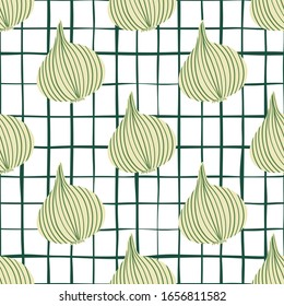 Hand drawn onion bulb vegetable wallpaper. Geometric onion seamless pattern.  Organic texture. Design for fabric, textile print, wrapping paper, kitchen textiles. Vector illustration