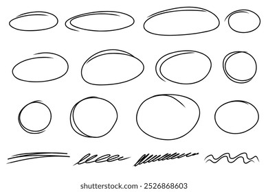 Conjunto de quadros ovais desenhados à mão. Ovais de diferentes larguras. Realce os quadros circulares. Reticências no estilo doodle. Conjunto de ilustrações de vetor manuscritas isoladas em fundo branco.