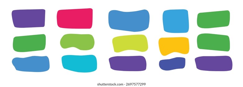 Conjunto de marco de cita de papel dibujado a mano. Burbujas de discurso vacías. Caja de texto en forma de color. Ilustración aislada de Vector plano.