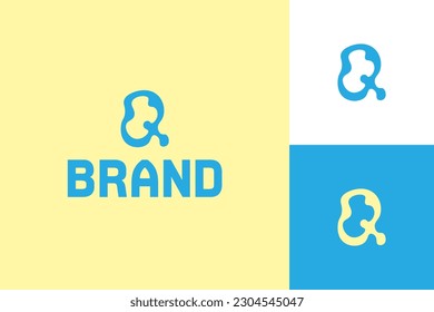Plantilla de logotipo del vector Q de la letra inicial lúgubre dibujada a mano