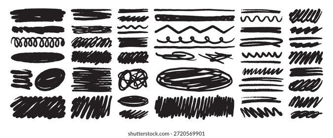 Linhas de lápis e rabiscos desenhados à mão. Defina linhas pretas de traçado de lápis de cera e rabiscos. Coleção de esboços de giz de Grunge. Ilustração vetorial