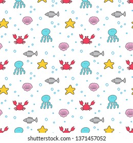 Hand drawn sea creatures vector seamless pattern. Octopus, starfish, shell, fish doodle pattern.
