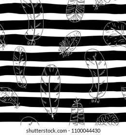 Hand drawn seamless pattern with Feathers. vector illustration.