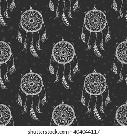 Hand drawn seamless pattern with native american dreamcatcher. Doodle chalk drawing background