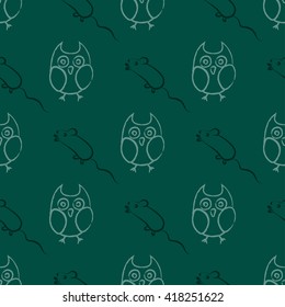 Hand drawn seamless pattern with owl and mouse in vector