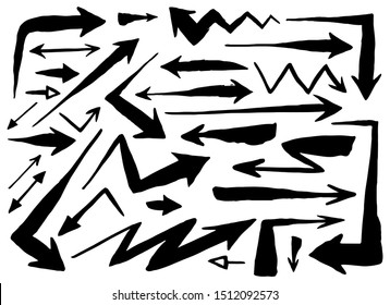 Handgezeichneter Satz verschiedener Pfeile, in verschiedenen Formen und Formen mit Farbpinsel, einzeln auf weißem Hintergrund. Vektorgrafik