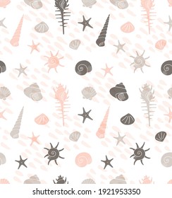 hand drawn shells seamless pattern