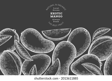 Banner de mango estilo boceto dibujado a mano. Ilustración vectorial de fruta fresca orgánica en pizarra de tiza. Plantilla de diseño de frutos de mango retro