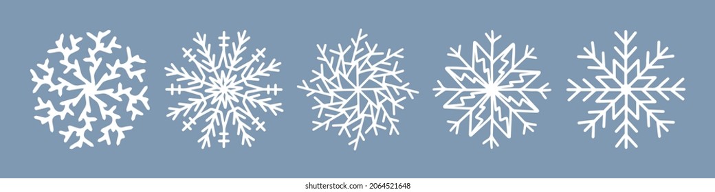 Colección de iconos del vector copo de nieve dibujado a mano, símbolo de nieve de invierno aislado en fondo blanco. Feliz Navidad y elementos de tipografía de Año Nuevo Feliz. Ilustración de la cosecha de Doodle, tarjeta de saludo.